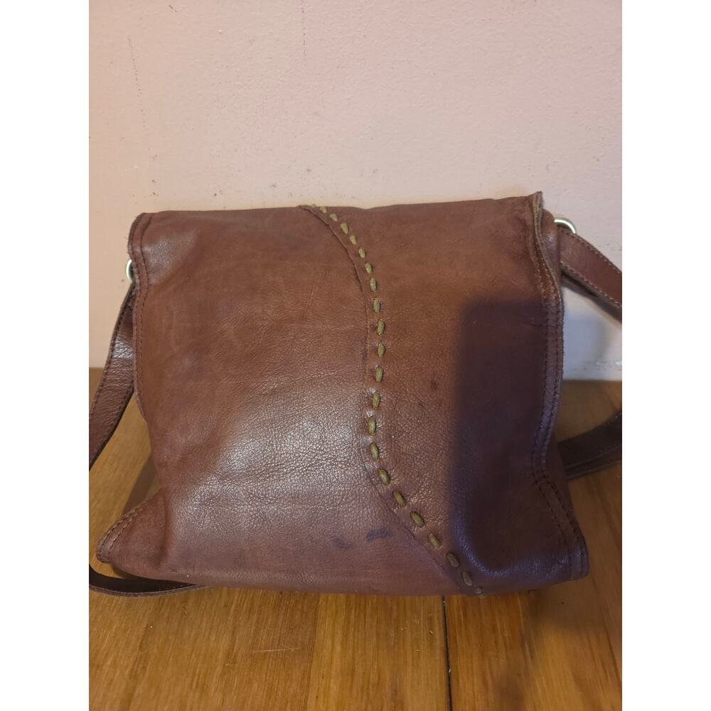 Lucky Brand Boho Hobo Fold Over Crossbody Bag Soft Whiskey Wash Leather - Picture 2 of 11